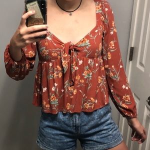 American Eagle Boho Floral long sleeve shirt!!